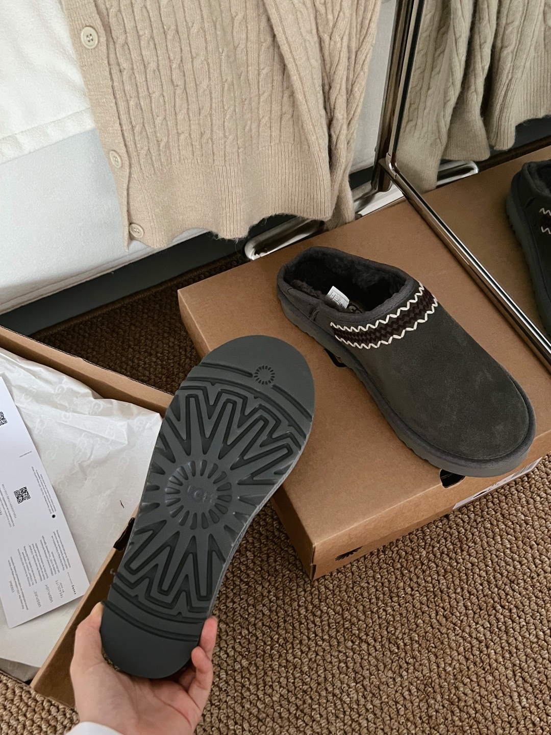 🔥新款上线抢先看•UGG 阿瑟森【男鞋篇】户外探险系列冬季•送男友的礼物✔️精细的细节刺绣更具活力✔️羊