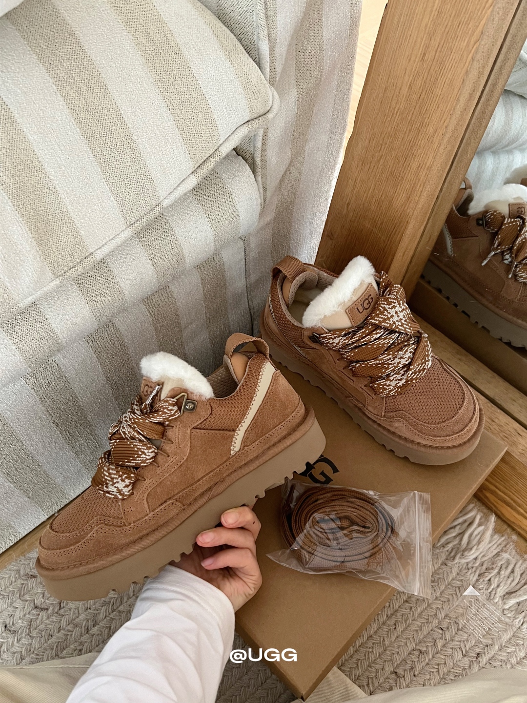 🔥UGG八色薄底梅尔 原来板鞋也能这么卷！UGG梅尔休闲板鞋，颜值与舒适双在线💯 谁规定板鞋只能是单一风