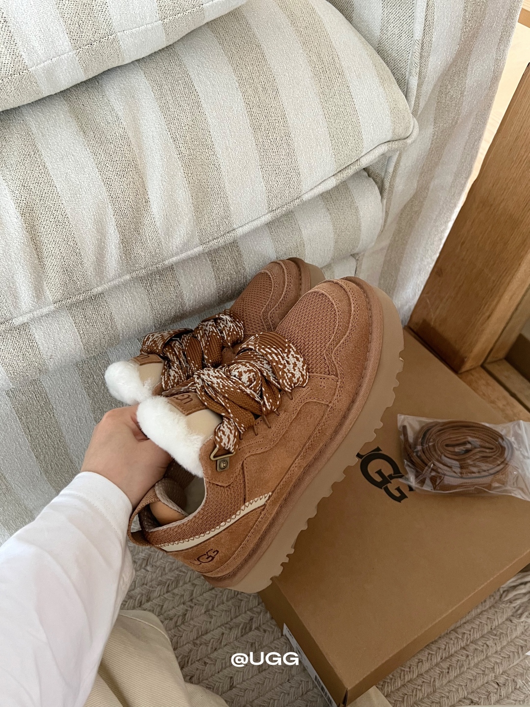 🔥UGG八色薄底梅尔 原来板鞋也能这么卷！UGG梅尔休闲板鞋，颜值与舒适双在线💯 谁规定板鞋只能是单一风