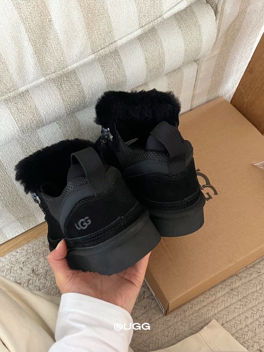 🔥UGG八色薄底梅尔 原来板鞋也能这么卷!UGG梅尔休闲板鞋,颜值与舒适双在线💯 谁规定板鞋只能是单一风