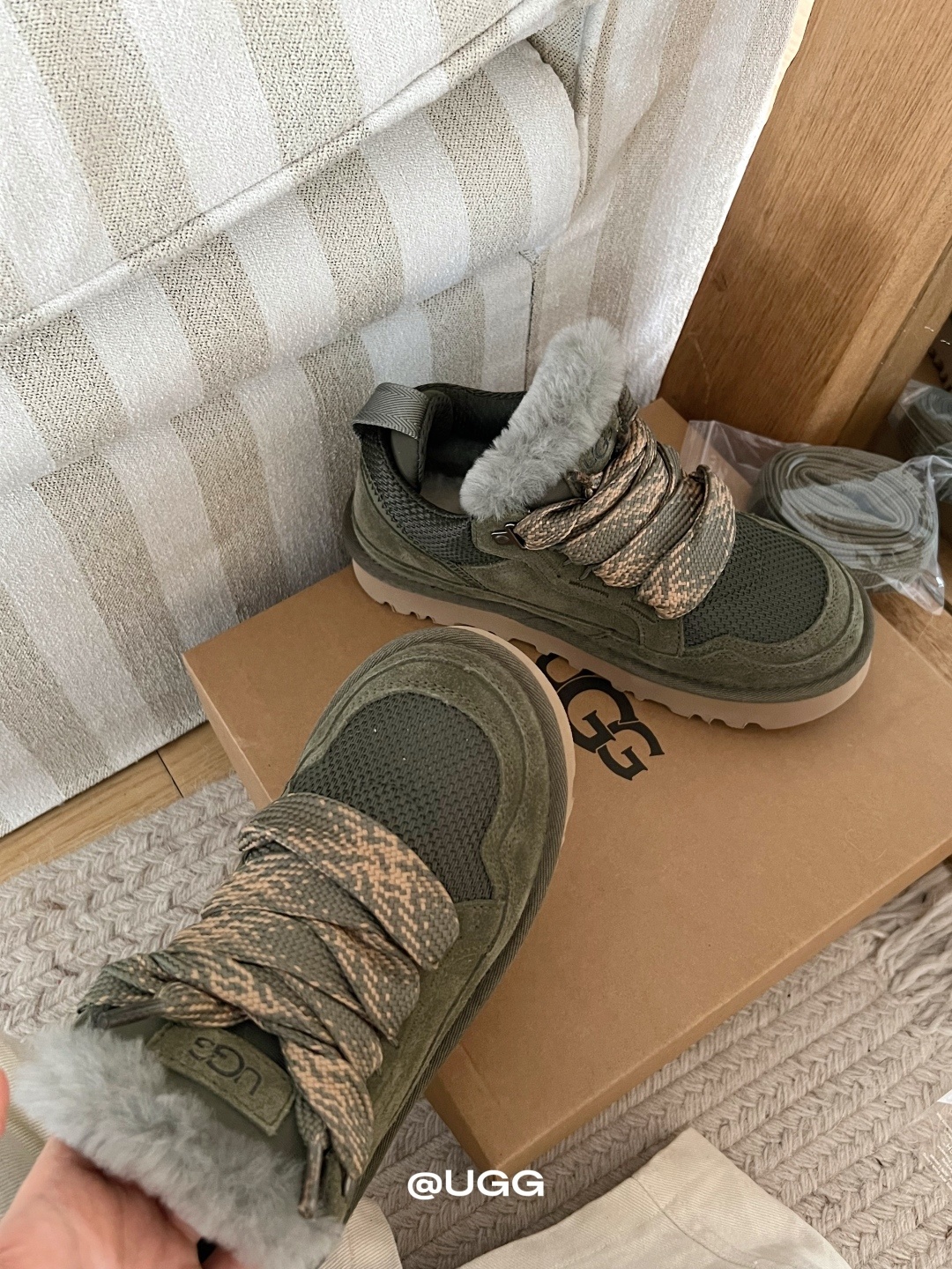 🔥UGG八色薄底梅尔 原来板鞋也能这么卷!UGG梅尔休闲板鞋,颜值与舒适双在线💯 谁规定板鞋只能是单一风