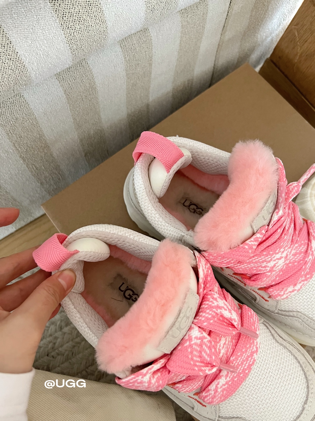 🔥UGG八色薄底梅尔 原来板鞋也能这么卷！UGG梅尔休闲板鞋，颜值与舒适双在线💯 谁规定板鞋只能是单一风