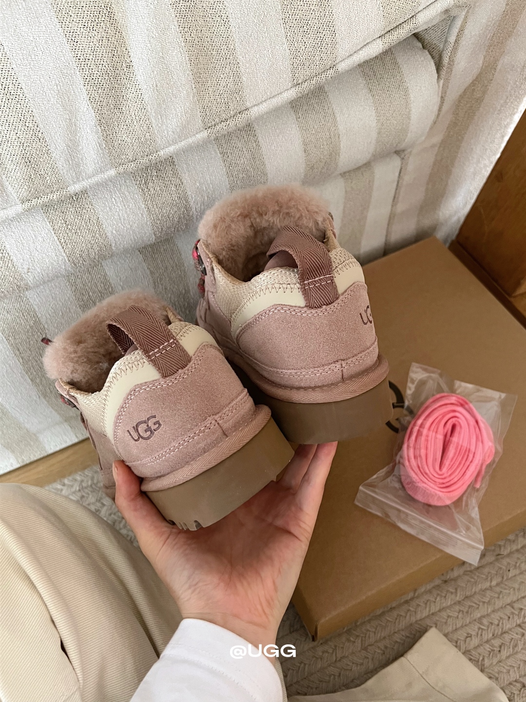 🔥UGG八色薄底梅尔 原来板鞋也能这么卷！UGG梅尔休闲板鞋，颜值与舒适双在线💯 谁规定板鞋只能是单一风
