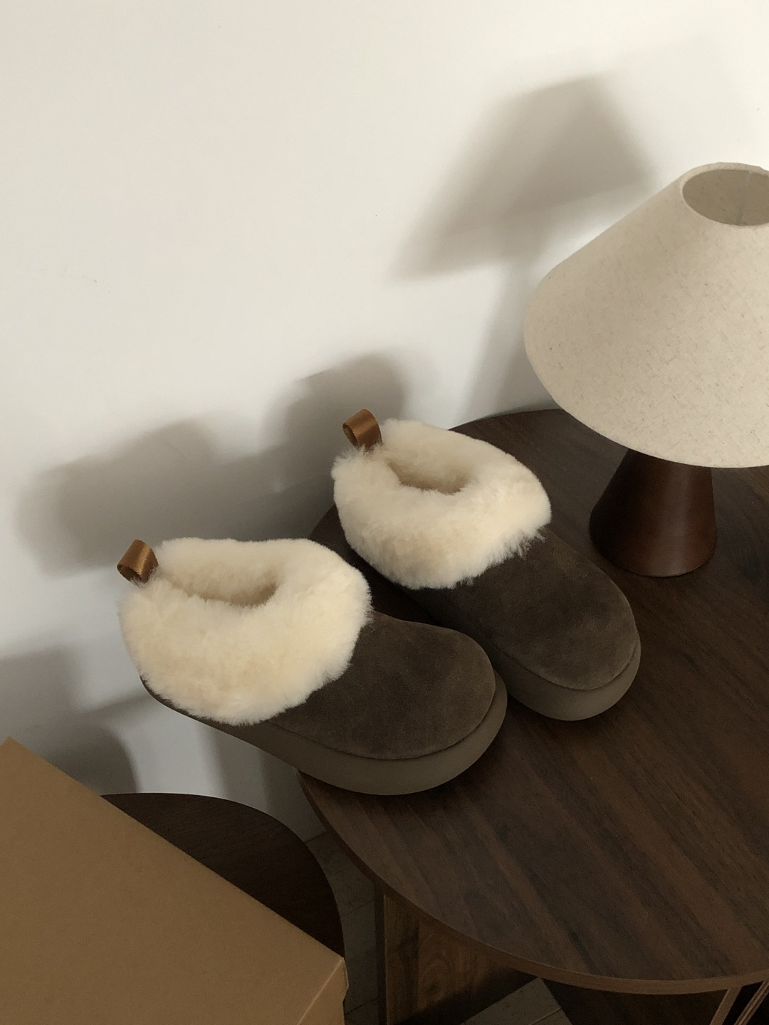 NO:592847,(cowhide) walnut details #35-40, snow boots, boots, cowhide19860909（牛皮面）胡桃木细节 #35-40,雪地靴,boots,cowhide,Women's Shoes