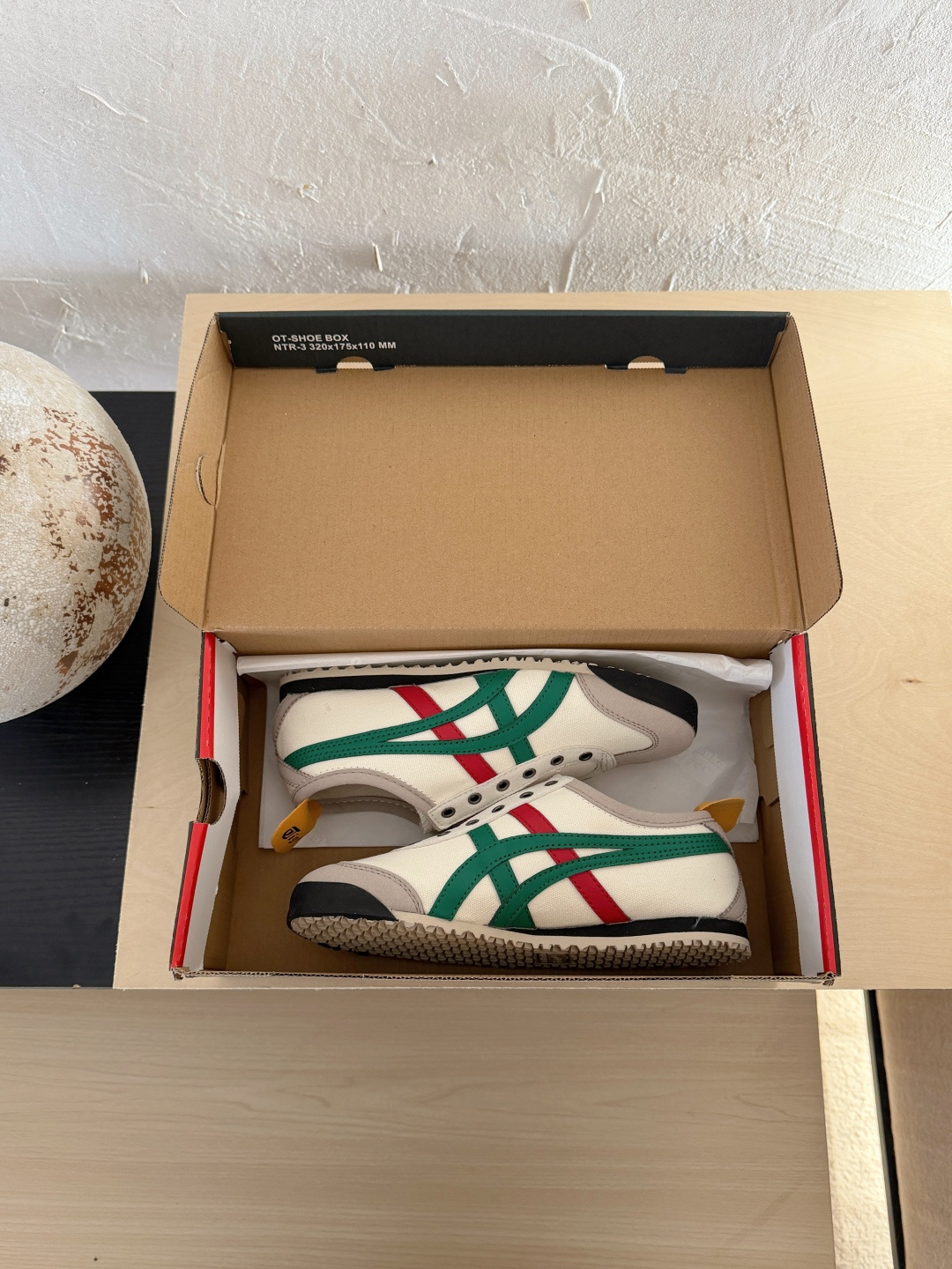 NO:705776,Fabric·Off-white/olive green/red, casual shoes/sports shoes, sneakers19860909布面·米白/橄榄绿/红,休闲鞋/运动鞋,sneakers,Women's Shoes