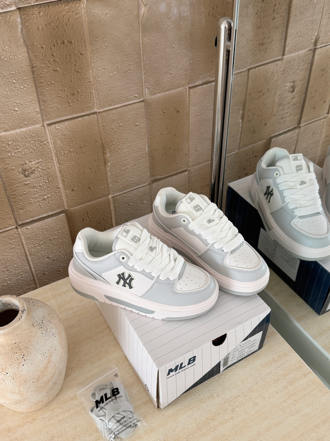 NO:725667,Small NY + gray white bottom details (couples) Size 36.5 37.5 38 38.5 39 40.5 41 42 42.5 43 44, casual shoes/sports shoes, sneakers19860909小NY+灰色白底细节（情侣款） 码数36.5 37.5 38 38.5 39 40.5 41 42 42.5 43 44,休闲鞋/运动鞋,sneakers,Women's Shoes