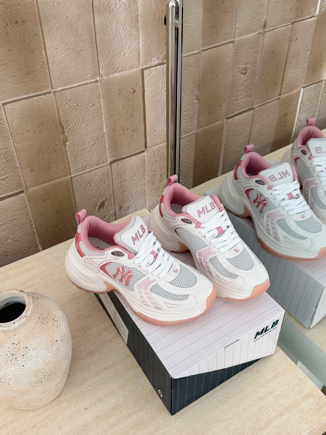 NO:725721,Pink details (women's size) Size 36.5 37.5 38 38.5 39 40.5, dad shoes19860909粉色细节（女尺码） 码数36.5 37.5 38 38.5 39 40.5,老爹鞋,Women's Shoes