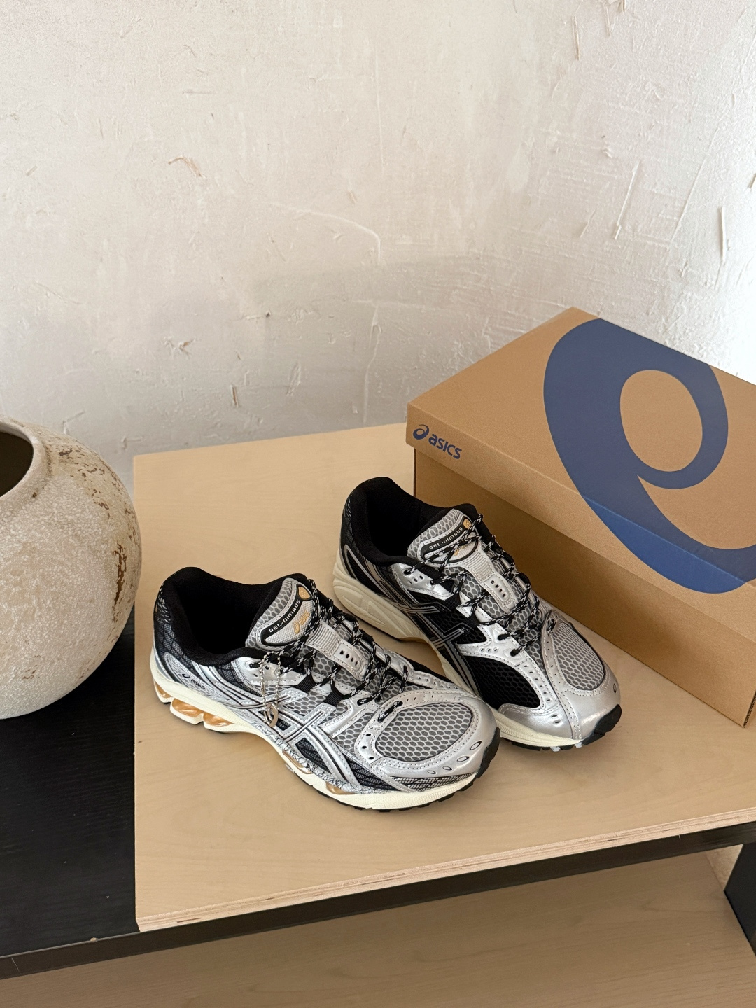 NO:725912,Silver, black and brown details (couples) Size 36 37 37.5 38 39 39.5 40 40.5 41.5 42 42.5 43.5 44 45, casual shoes/sports shoes, sneakers19860909银黑棕细节（情侣款） 码数36 37 37.5 38 39 39.5 40 40.5 41.5 42 42.5 43.5 44 45,休闲鞋/运动鞋,sneakers,Women's Shoes