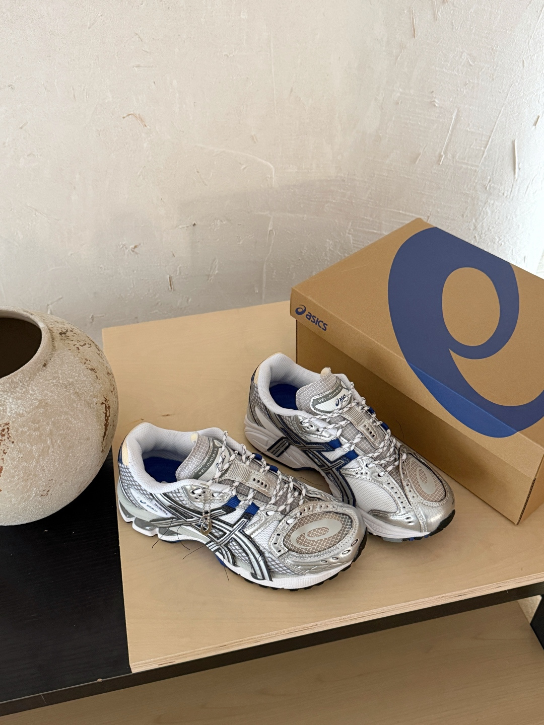 NO:725946,Thread details (couples model) Size 36 37 37.5 38 39 39.5 40 40.5 41.5 42 42.5 43.5 44 45, casual shoes/sports shoes, sneakers19860909线头细节（情侣款） 码数36 37 37.5 38 39 39.5 40 40.5 41.5 42 42.5 43.5 44 45,休闲鞋/运动鞋,sneakers,Women's Shoes