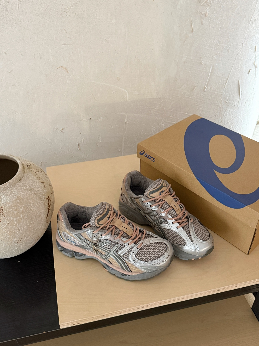 NO:725951,Apricot gray details (couples) Size 36 37 37.5 38 39 39.5 40 40.5 41.5 42 42.5 43.5 44 45, casual shoes/sports shoes, sneakers19860909杏灰色细节（情侣款） 码数36 37 37.5 38 39 39.5 40 40.5 41.5 42 42.5 43.5 44 45,休闲鞋/运动鞋,sneakers,Women's Shoes