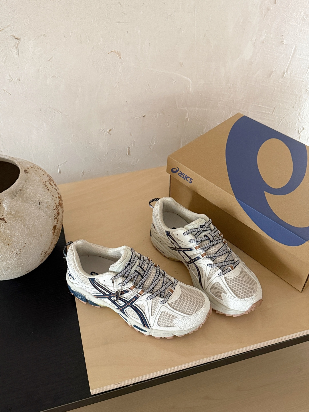 NO:726012,White, blue and pink details (couples) Size 36 37 37.5 38 39 39.5 40 40.5 41.5 42 42.5 43.5 44 45, casual shoes/sports shoes, sneakers19860909白蓝粉细节（情侣款） 码数36 37 37.5 38 39 39.5 40 40.5 41.5 42 42.5 43.5 44 45,休闲鞋/运动鞋,sneakers,Women's Shoes