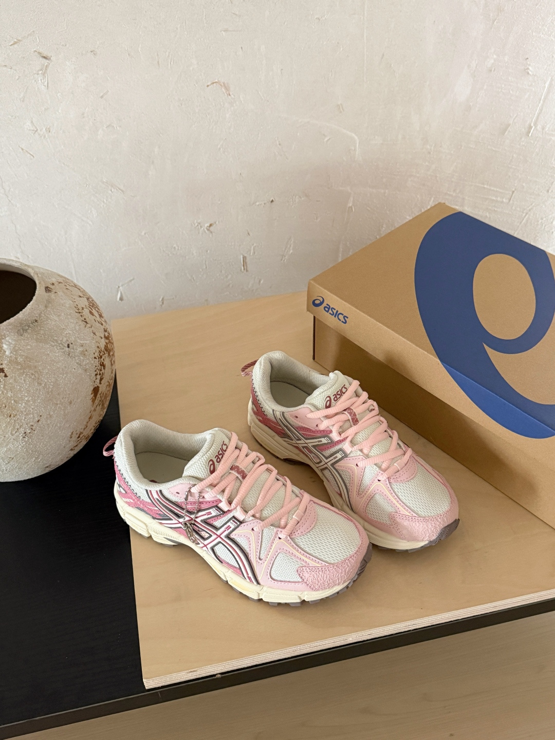 NO:726037,Pink details (women's size) Size 36 37 37.5 38 39 39.5 40, casual shoes/sports shoes, sneakers19860909粉色细节（女尺码） 码数36 37 37.5 38 39 39.5 40,休闲鞋/运动鞋,sneakers,Women's Shoes