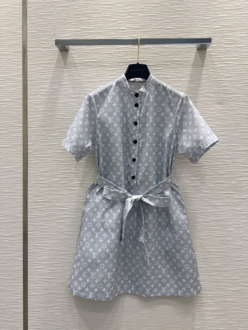 Louis Vuitton 2025SS Monogram Silk Dress - Elegant & Versatile 1 Louis Vuitton 2025SS Monogram Silk Dress - Elegant & Versatile