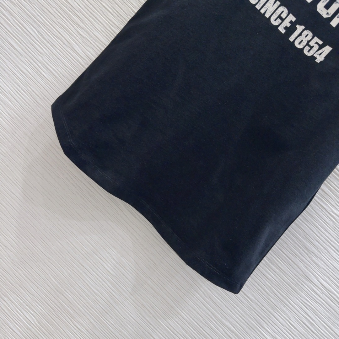 Louis Vuitton Women's 2025SS Stylish Logo T-Shirt, Versatile and Chic 6 cmp i1740384001472 8565 0 4