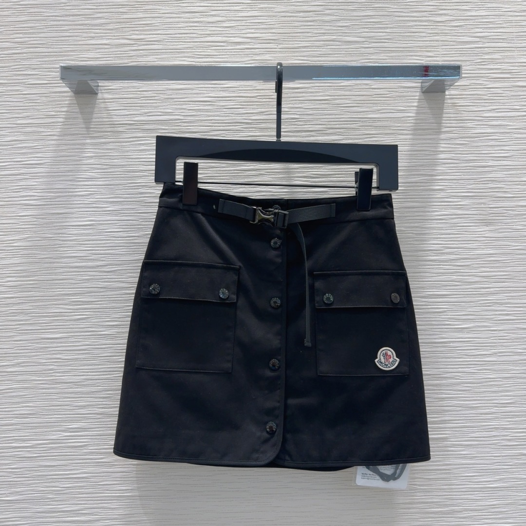 2025SS Women’s Suit Collection: Stylish, Functional, and Versatile with Surprising Details - 图片 1