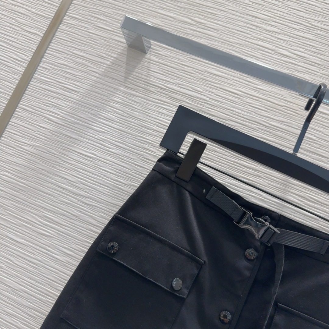 2025SS Women’s Suit Collection: Stylish, Functional, and Versatile with Surprising Details - 图片 3