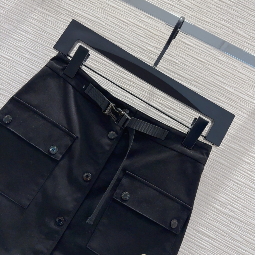 2025SS Women’s Suit Collection: Stylish, Functional, and Versatile with Surprising Details - 图片 2