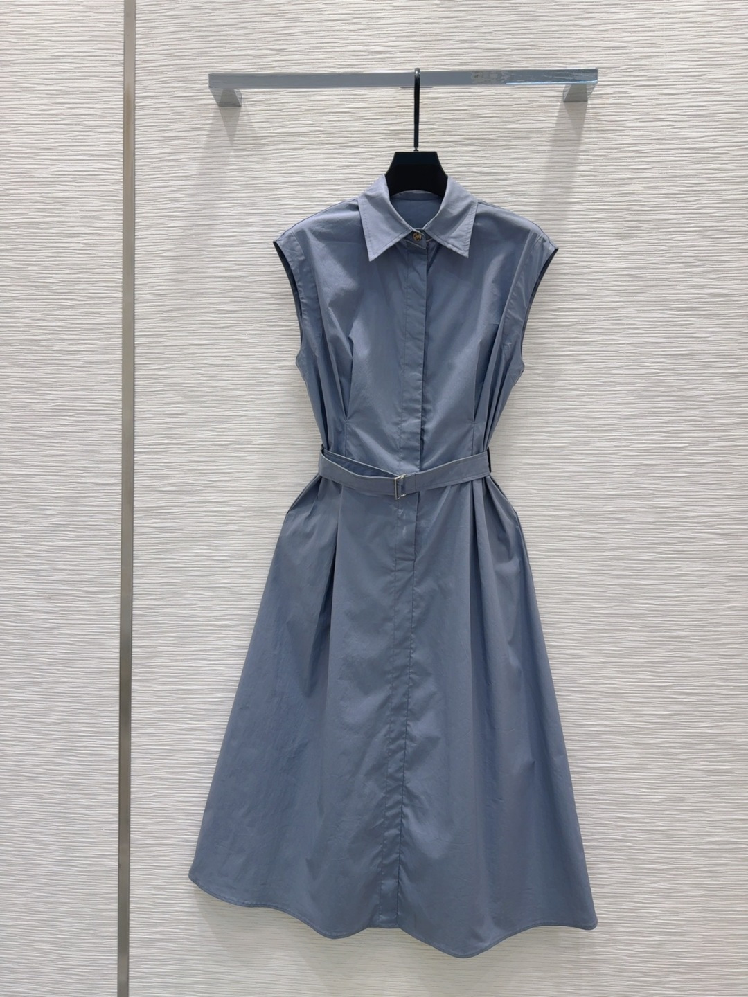 NO:328676,BRUNELLO CUCINEL*LI 2025SS new vest skirt full of high-end feel, customized fabric, excellent fit on the upper body, beautiful colors and good texture!  Retro and fashionable, classic and atmospheric, all figures can be controlled SML【S shoulder width 48, bust 108, waist 83, medium length 118】, brunello cucinelli, skirts, alexander wang19860909BRUNELLO CUCINEL*LI 2025SS新款背心裙 高级感满满 定制面料 剪裁上身版型贴合度极佳 不旦颜色美,质感也敲好！复古又时尚 经典大气 各种身材都可以驾驭 SML【S肩宽48 胸围108 腰围83 后中长118】,,brunello cucinelli,skirts,alexander wang,Women's clothing