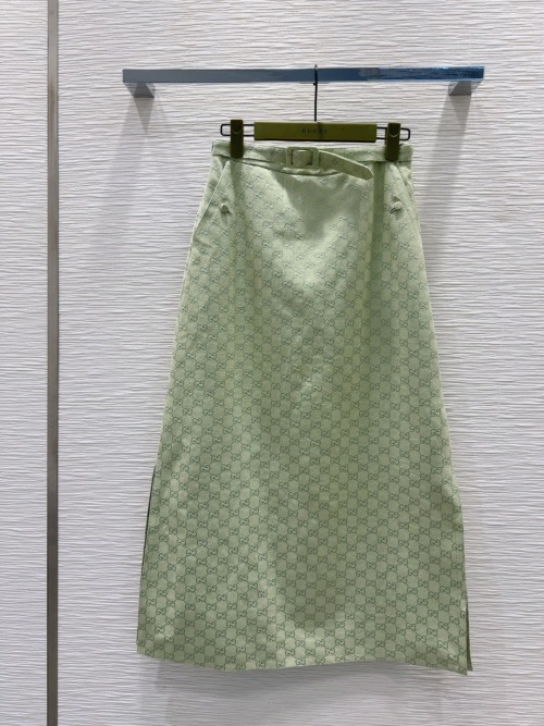 Gucci 2025SS Retro High-Waisted Midi Skirt with Signature GG Pattern 1 Gucci 2025SS Retro High-Waisted Midi Skirt with Signature GG Pattern