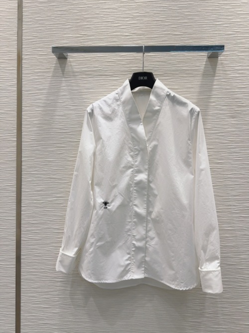 Dior 2025SS Classic White Shirt - Elegant, Versatile, and Chic Fashion 1 Dior 2025SS Classic White Shirt - Elegant, Versatile, and Chic Fashion
