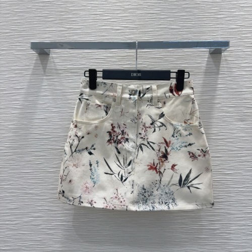 Dior Floral Print Mini Skirt - Classic High-End Style,S/M/L Sizes Available 1 Dior Floral Print Mini Skirt - Classic High-End Style,S/M/L Sizes Available
