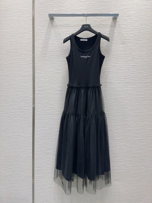Dior 2025SS Sleeveless Dress - Stylish, Modest, Elegant, and Luxurious