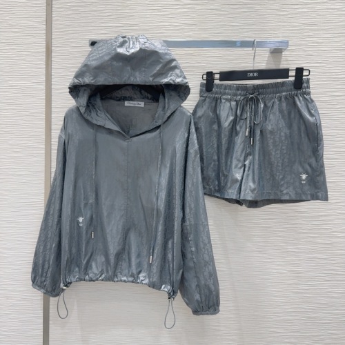 Dior 2025SS Lightweight Sunscreen Set - Hoodie and Shorts 1 Dior 2025SS Lightweight Sunscreen Set - Hoodie and Shorts