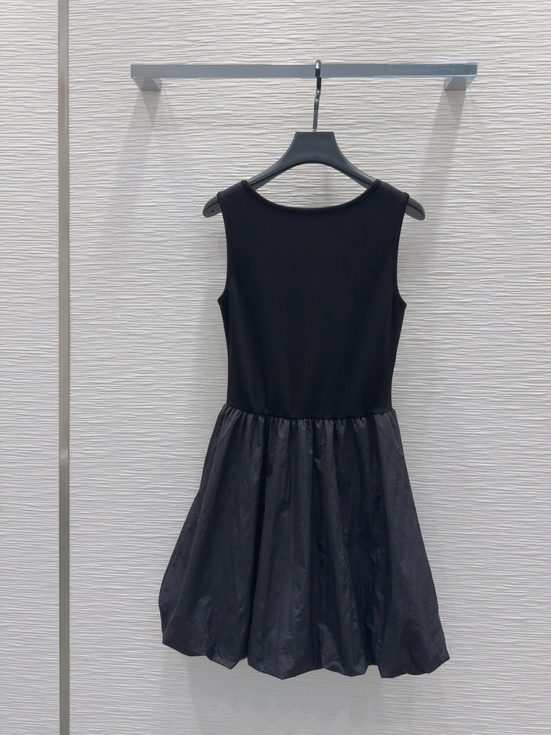 Luxurious and Stylish P552 Female Suit with Tycoon Al2025SS Vest Skirts – High Quality and Expensive! - 图片 9