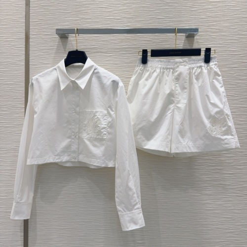 Louis Vuitton 2025SS White Shirt & Shorts Set - Chic and Versatile Style 1 Louis Vuitton 2025SS White Shirt & Shorts Set - Chic and Versatile Style