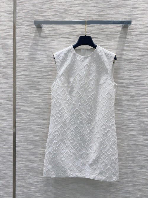 Louis Vuitton 2025SS Monogram Jacquard Sleeveless Mini Dress - Elegant White 1 Louis Vuitton 2025SS Monogram Jacquard Sleeveless Mini Dress - Elegant White