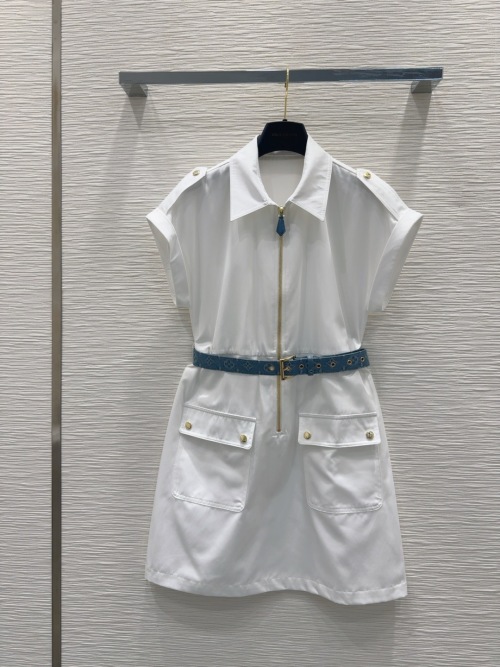 Louis Vuitton 2025SS White Mini Dress with Belt - Chic and Stylish 1 Louis Vuitton 2025SS White Mini Dress with Belt - Chic and Stylish