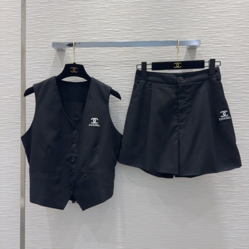 Chanel 2025SS Limited Edition Black Vest and Shorts Set - Chic and Elegant 1 Chanel 2025SS Limited Edition Black Vest and Shorts Set - Chic and Elegant