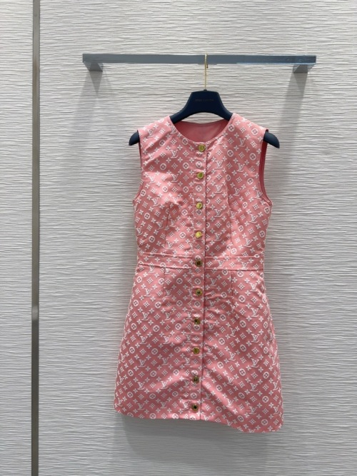 Louis Vuitton 2025SS Sleeveless Mini Dress, Stylish and Luxurious 1 Louis Vuitton 2025SS Sleeveless Mini Dress, Stylish and Luxurious