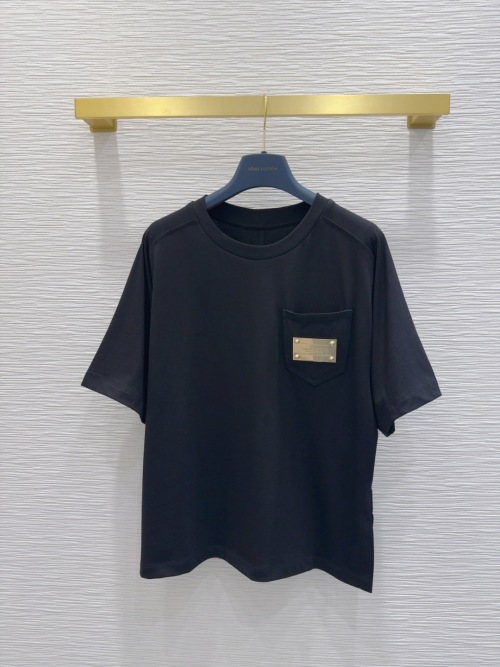 Louis Vuitton 2025SS T-Shirt - High Density, Perfect Details, Regular Fit 1 Louis Vuitton 2025SS T-Shirt - High Density, Perfect Details, Regular Fit