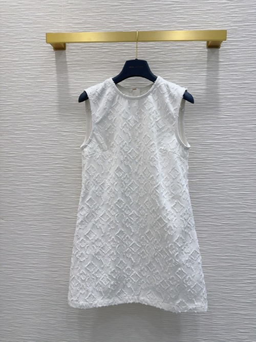 Louis Vuitton Sleeveless Monogram Dress - White, Elegant Design, Size S-L 1 Louis Vuitton Sleeveless Monogram Dress - White, Elegant Design, Size S-L