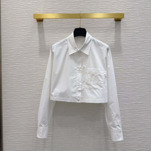 Louis Vuitton 2025SS White Cropped Shirt Set - Chic & Versatile Style 1 Louis Vuitton 2025SS White Cropped Shirt Set - Chic & Versatile Style