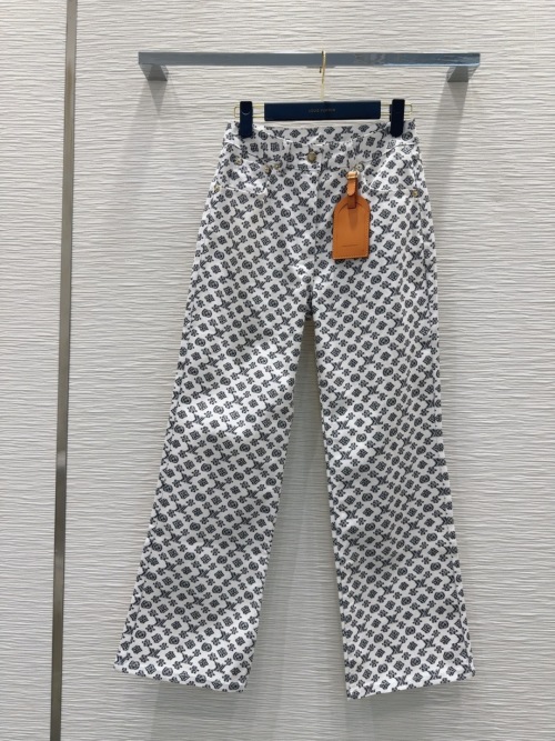 Louis Vuitton Jacquard Pattern Jeans Special Texture High-end Fashion 1 Louis Vuitton Jacquard Pattern Jeans Special Texture High-end Fashion