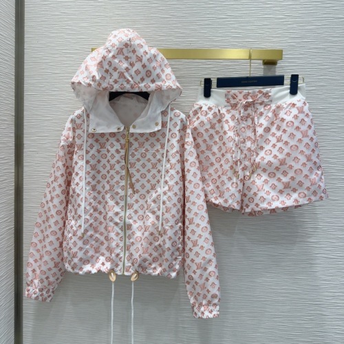 Louis Vuitton Monogram Set 2025SS - Stylish, Lightweight, Fashionable 1 Louis Vuitton Monogram Set 2025SS - Stylish, Lightweight, Fashionable