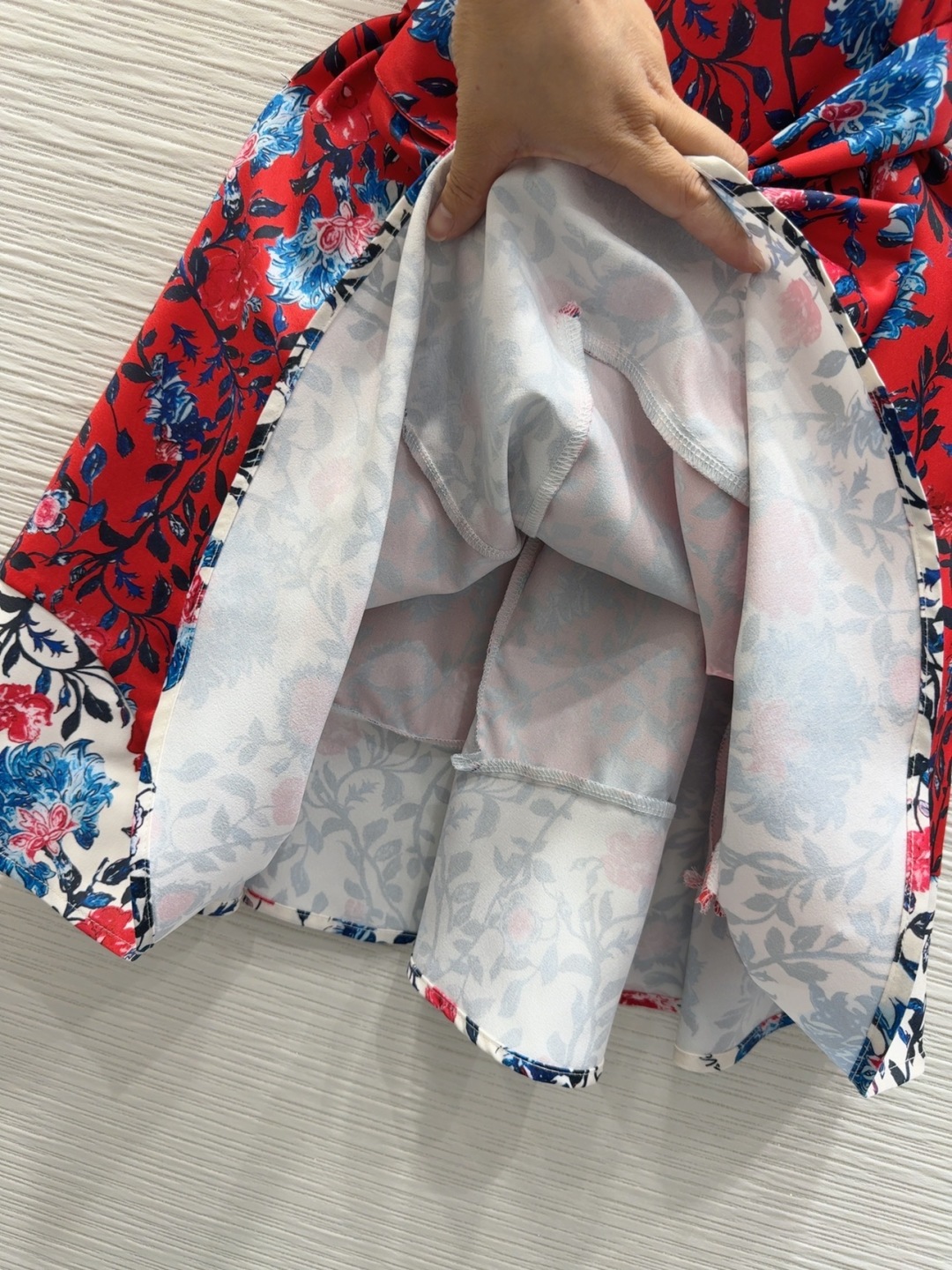 🛍️ Louis Vuitto* 👑2025SS新款 经典Monograw上身就是满满的时髦高级感 巨拉