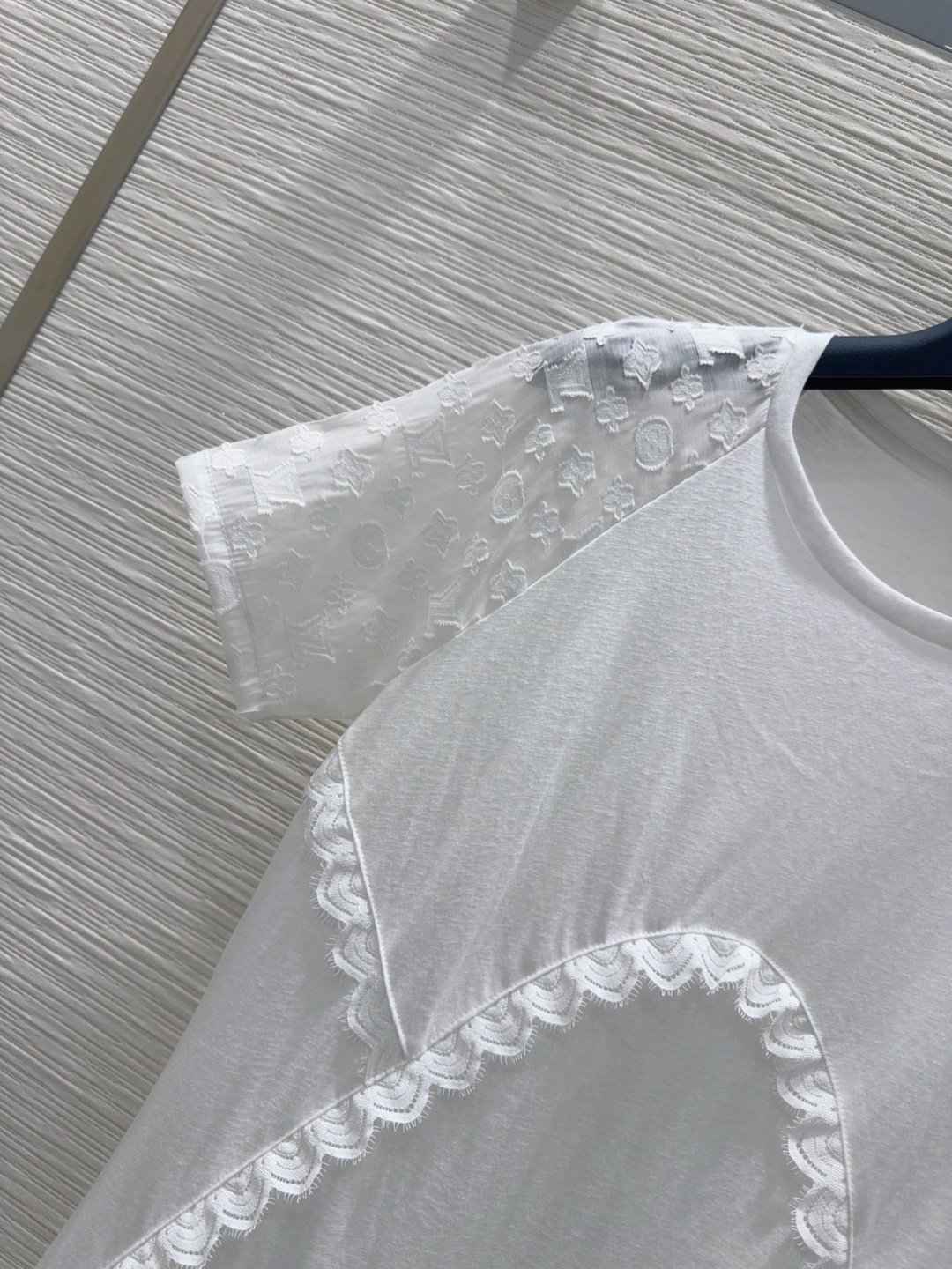 Louis Vuitton 2025SS Trendy Chic Dress - Stylish, Elegant, and Comfortable 4 cmp i1749020368515 1059 0 2