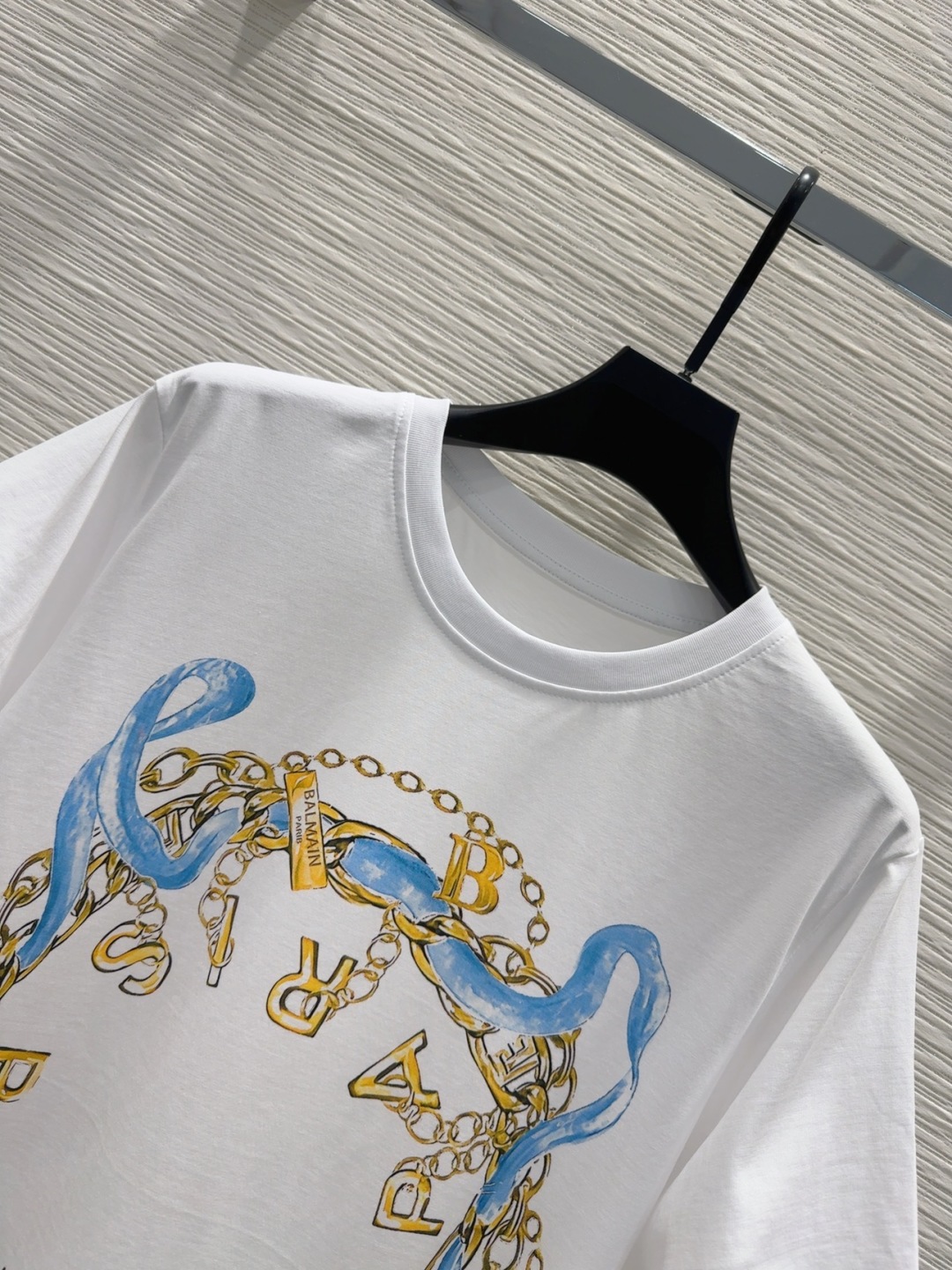 Louis Vuitton 2025SS T-Shirt | Modern & Elegant | High-Density Cotton 9 cmp i1749020427644 9857 0 7