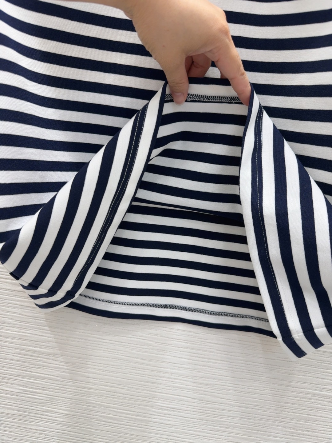 Prada 2025SS Striped Dress - Stylish, Elegant, and Comfortable 9 cmp i1749020446283 1973 0 7