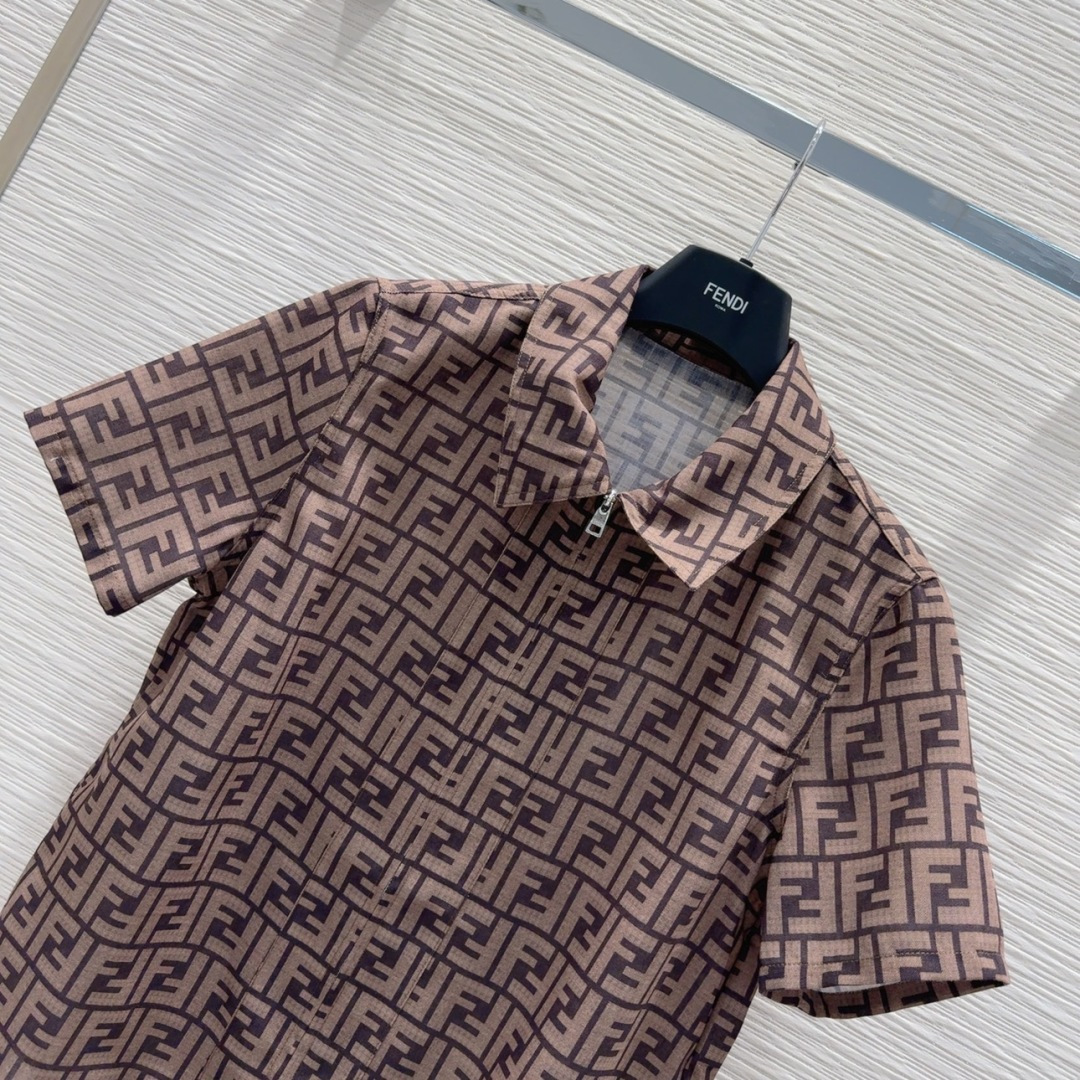 2025SS Monograw Female Suit: Fashionable, Elegant, and Airy Scavenging Style - 图片 2