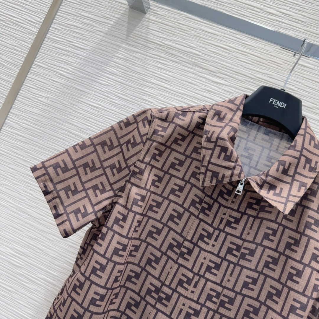 2025SS Monograw Female Suit: Fashionable, Elegant, and Airy Scavenging Style - 图片 3