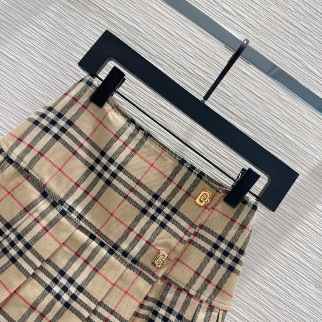 2025SS Women’s Outfits: Stylish, Elegant, High-Quality British Fashion for Daily Wear - 图片 2
