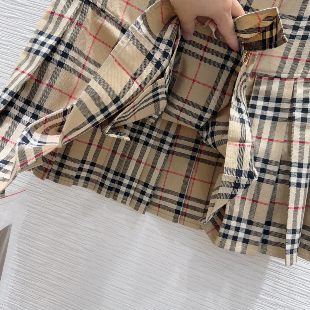 2025SS Women’s Outfits: Stylish, Elegant, High-Quality British Fashion for Daily Wear - 图片 5