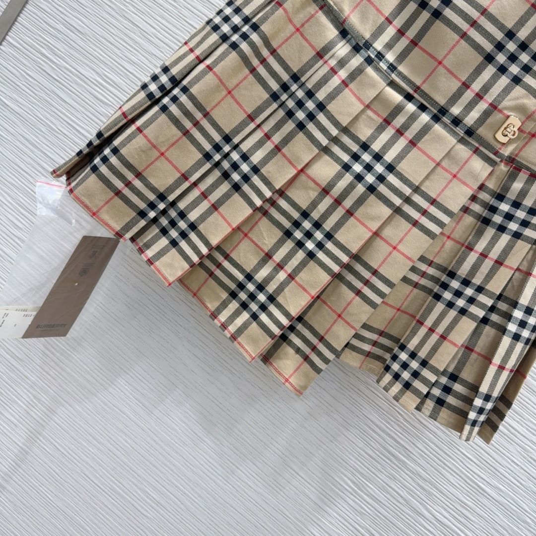 2025SS Women’s Outfits: Stylish, Elegant, High-Quality British Fashion for Daily Wear - 图片 8