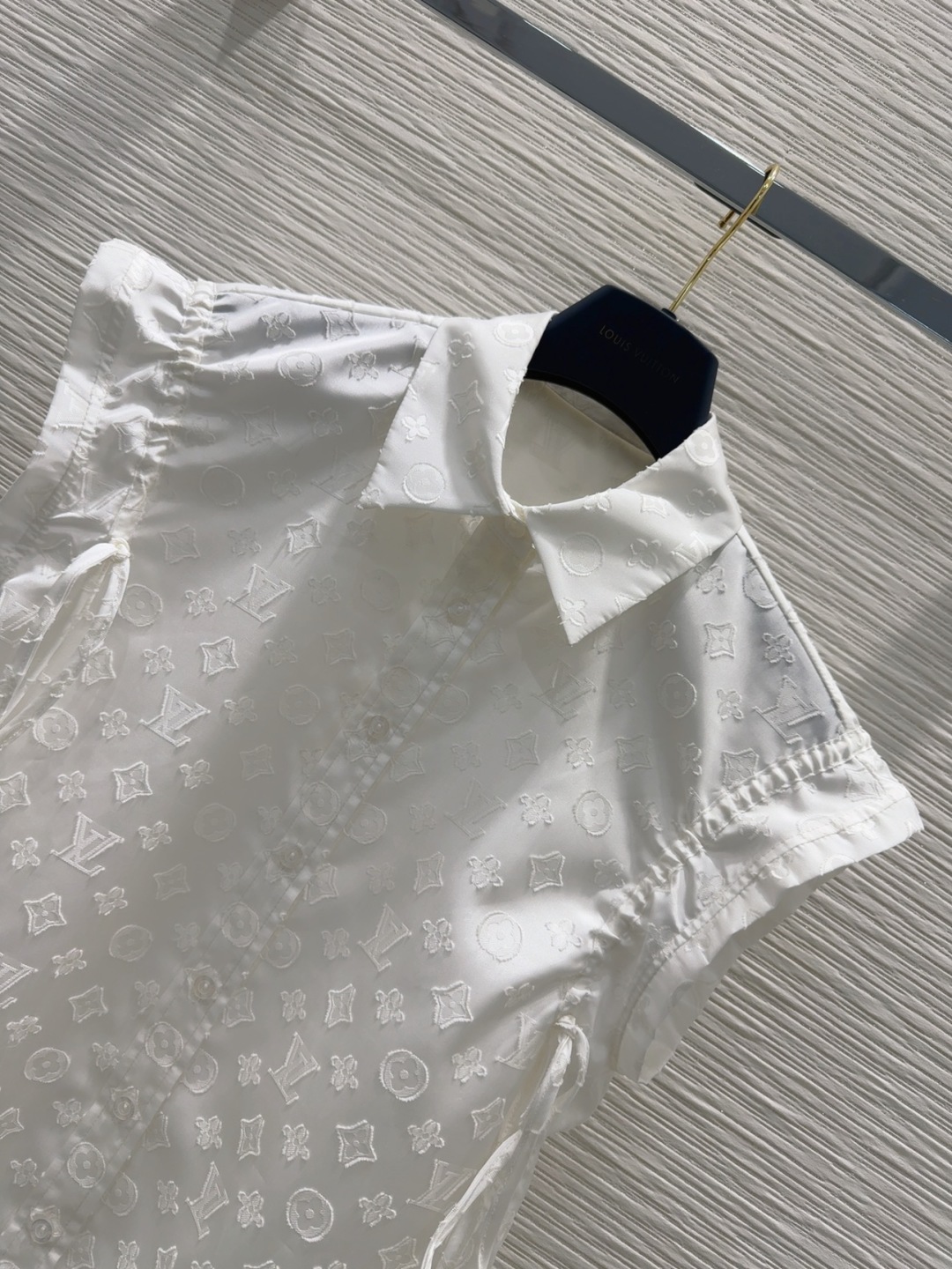 2025SS Louis Vuitton Femininity Suit with Monogram Cut-Side Fabric and 3D Cut - 图片 2
