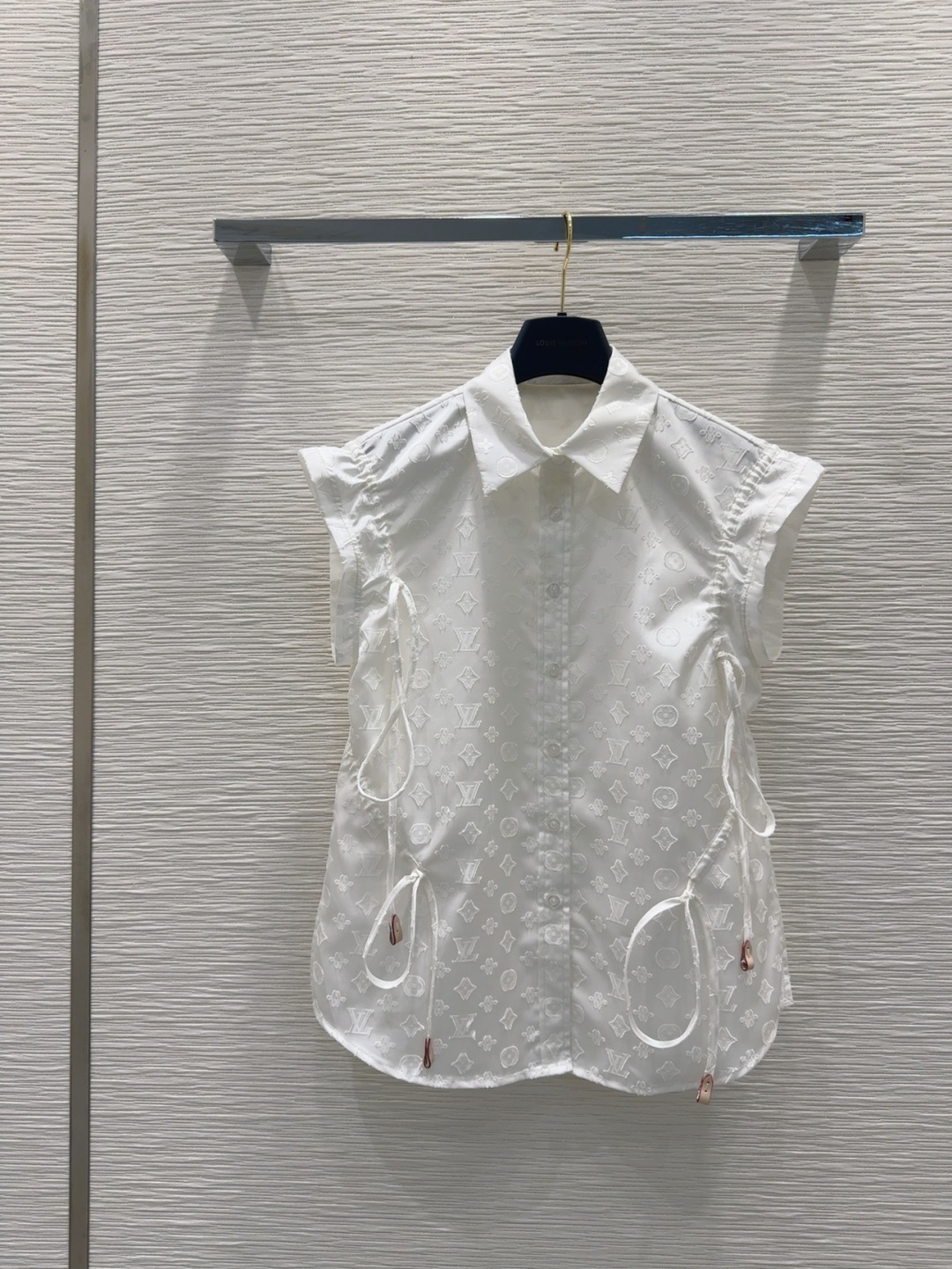 2025SS Louis Vuitton Femininity Suit with Monogram Cut-Side Fabric and 3D Cut - 图片 1