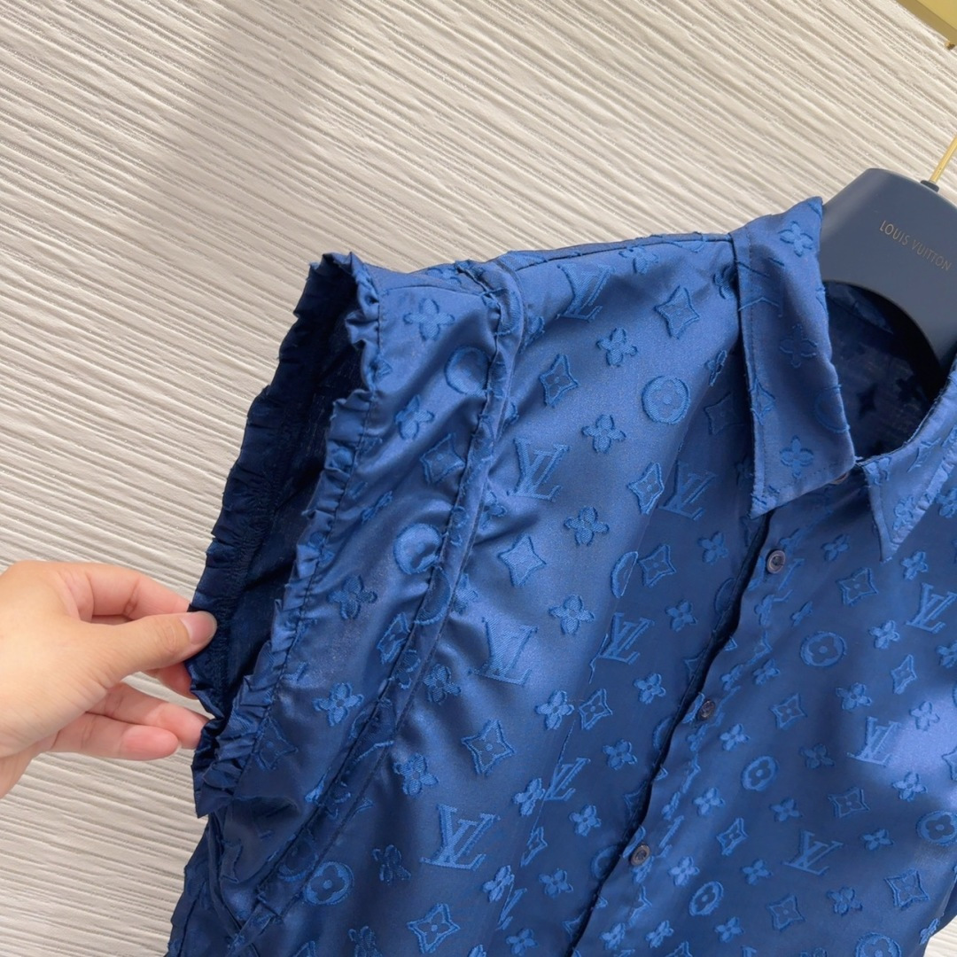 Louis Vuitton 2025SS Female Suit: Original Design, Custom Details, High Quality Craftsmanship - 图片 3